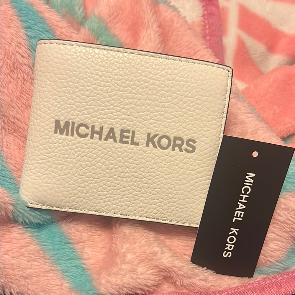Michael Kors White Leather Key & Card Holder